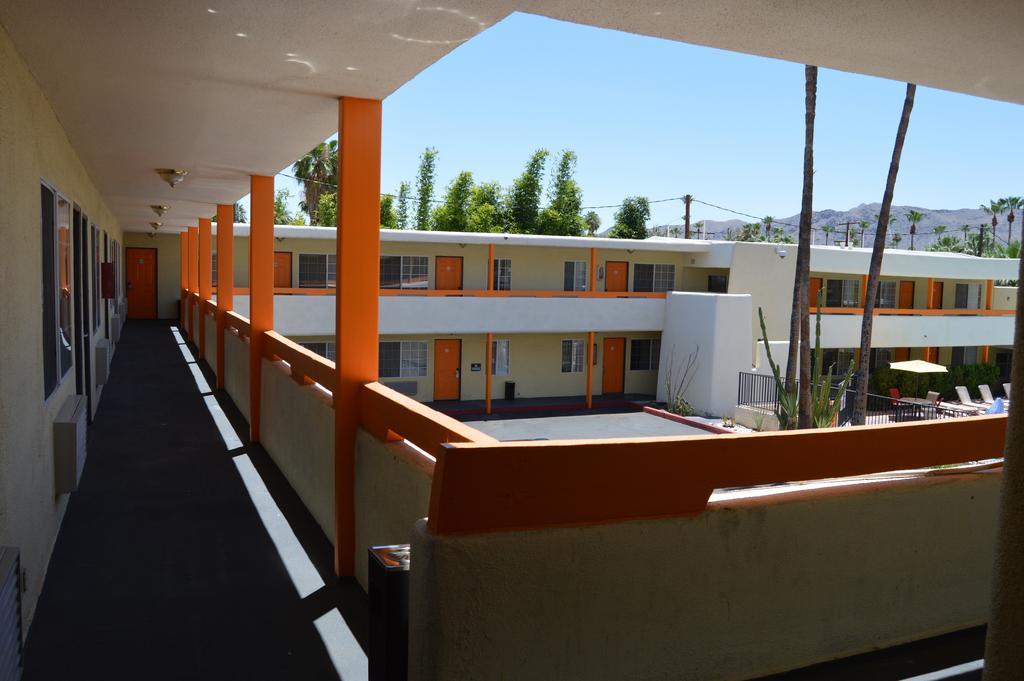 Musicland Hotel Palm Springs Buitenkant foto