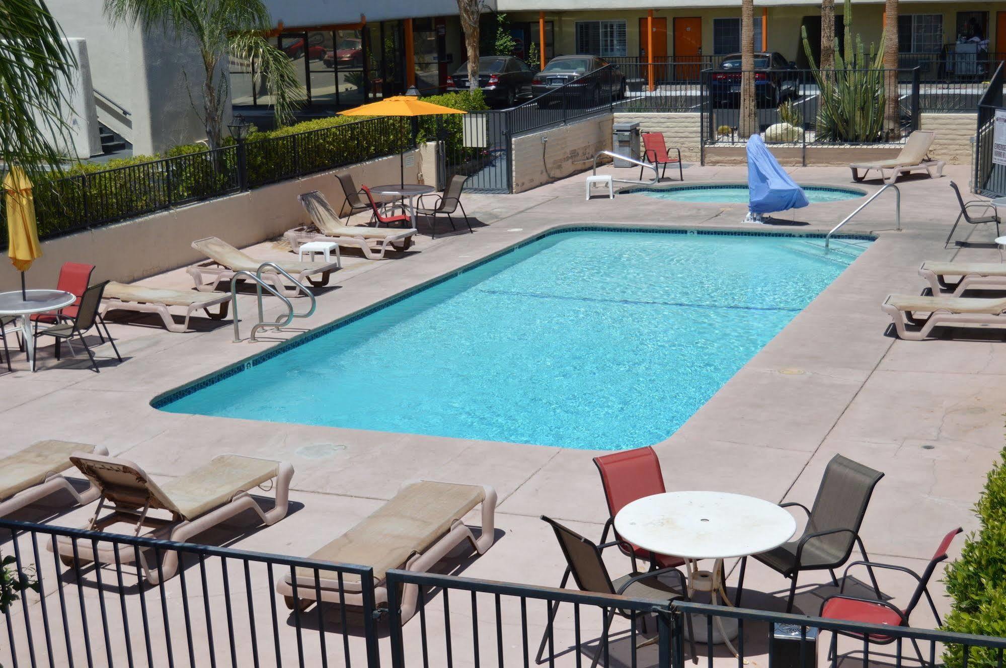 Musicland Hotel Palm Springs Buitenkant foto